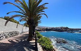 Ground Floor Apartment Facing The Sea! Balcony, And Terrace With Sea Views